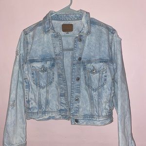 Acid washed, cropped, jean jacket.